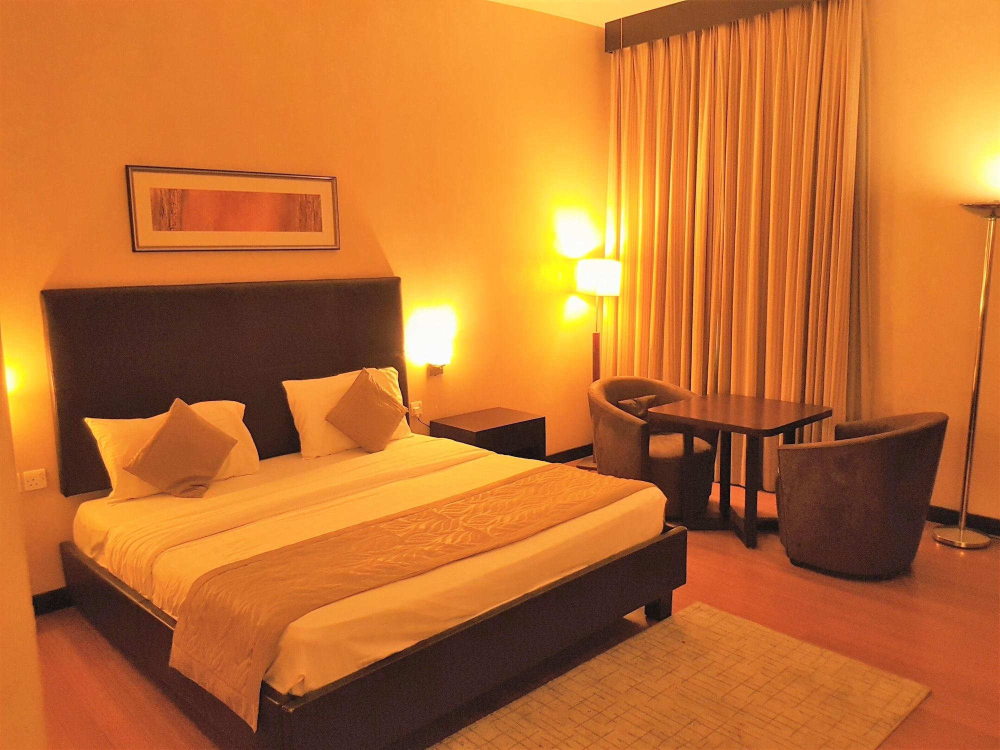 Tulip Creek Hotel Apartments Dubai Exterior photo