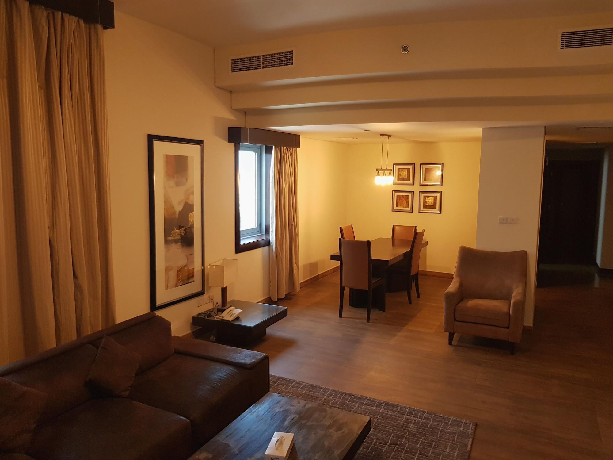 Tulip Creek Hotel Apartments Dubai Exterior photo